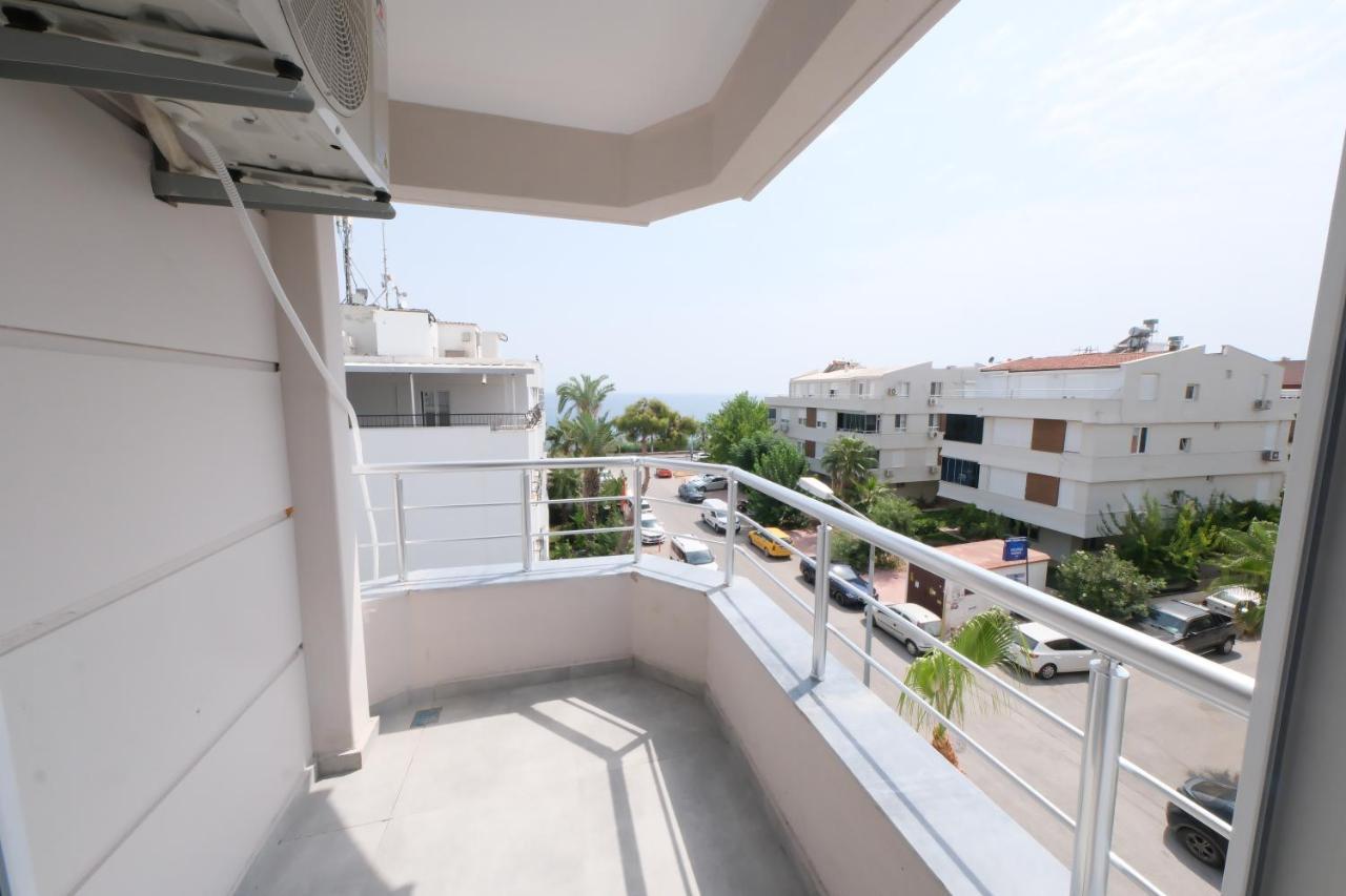 Premier Inn City Antalya Eksteriør billede